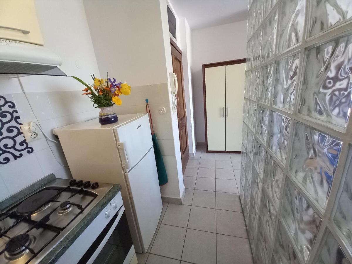Iva Apartman Pula Exterior foto