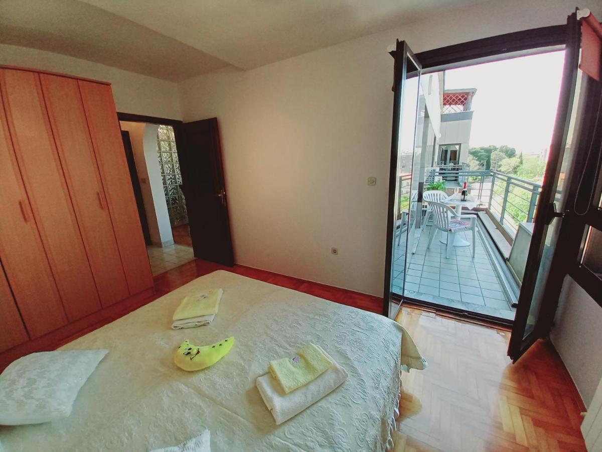 Iva Apartman Pula Exterior foto